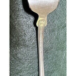 Set of 4 Reed & Barton Colonial Shell Salad Dessert Forks 6 5/8” Stainless